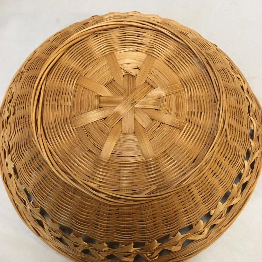 Woven Wicker Basket Home Decor 9in Tan Round Lattice Detail Cottagecore